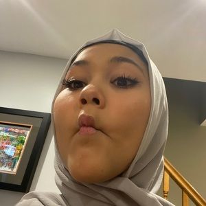 Meet your Posher, Matina